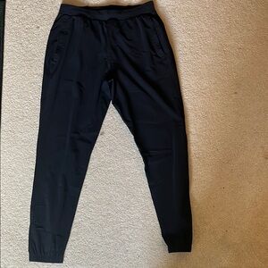 Lululemon Surge Jogger size M